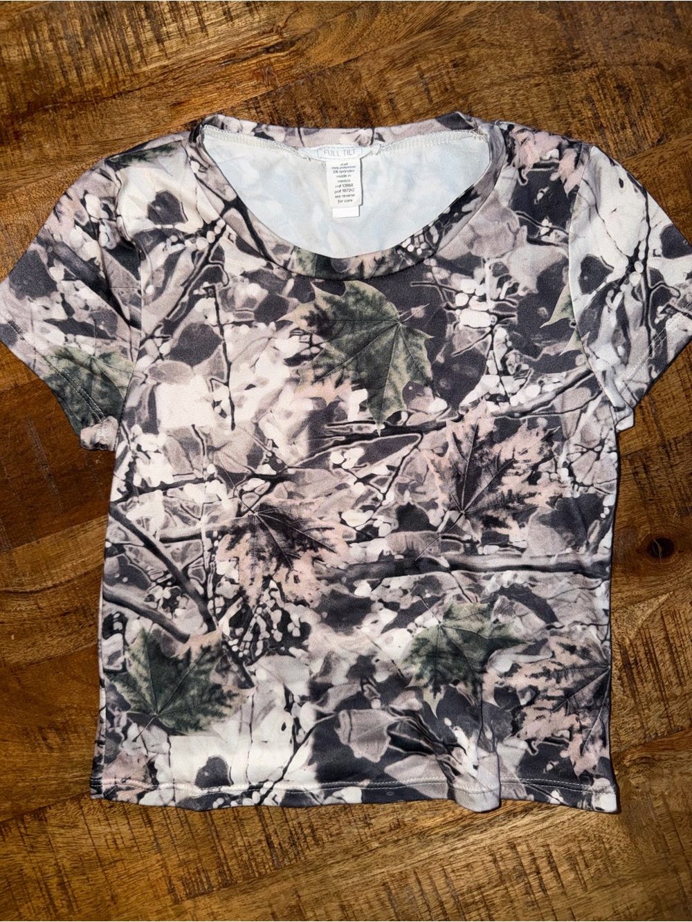 Full Tilt - Short Sleeve Crop Top - Camo Black, Pink, Gray, Green
